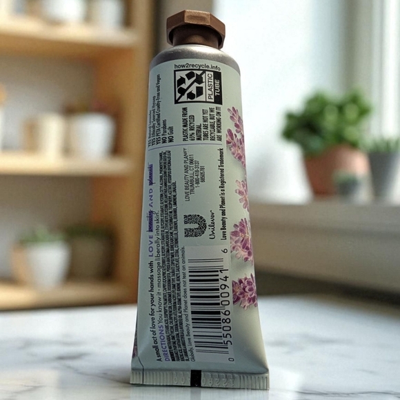 Love Beauty And Planet Lavender & Hyssop Hand Lotion (New) - Picture 2 of 3